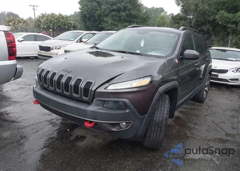 2017 Jeep Cherokee Trailhawk 4X4 z USA, uszkodzony, nr VIN 1C4PJMBB4HW502312